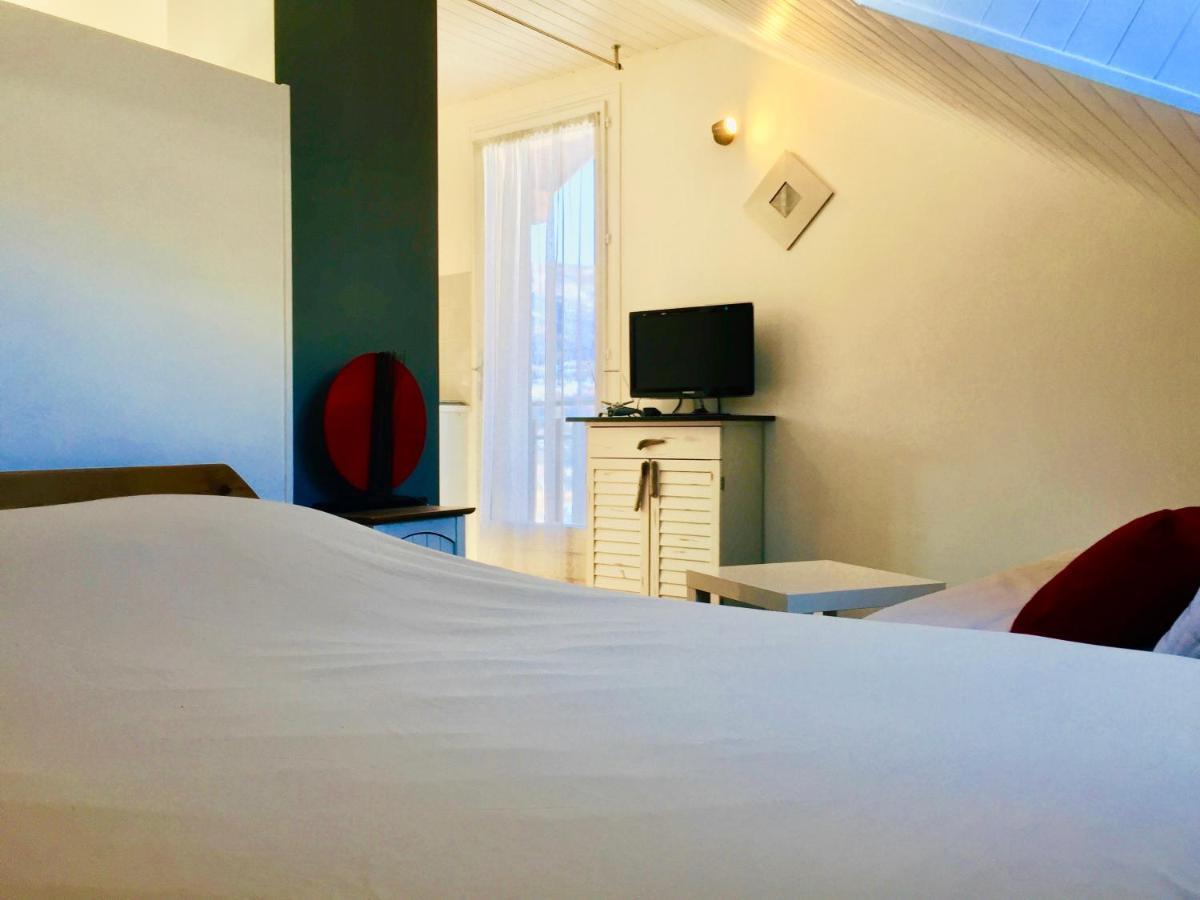 Location Le Queron Apartment Guillestre Exterior photo